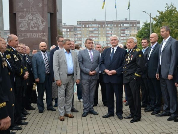 Народный депутат Сергей Сажко поздравил шахтеров округа с профессиональным праздником