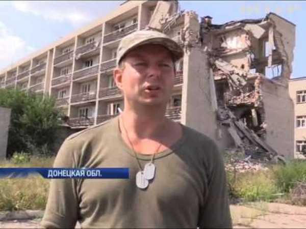 В Красногоровке и Марьинке снаряды боевиков разрушают дома и инфраструктуру