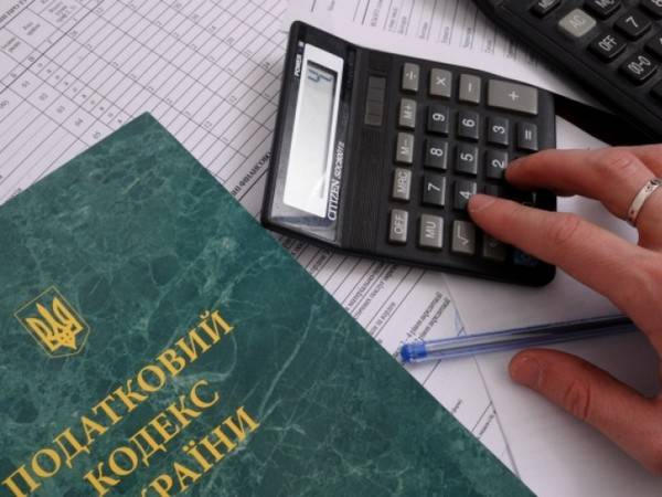 Прифронтовая Марьинская налоговая инспекция собрала наполовину больше налогов