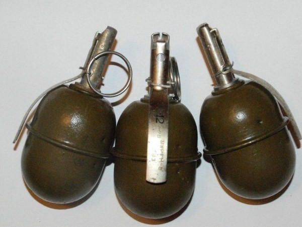 Житель Красногоровки вооружился гранатами и большим количеством патронов