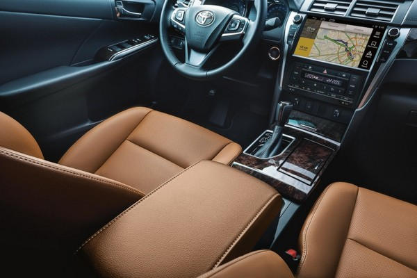 Toyota Camry Exclusive 2016: обзор и технические характеристики