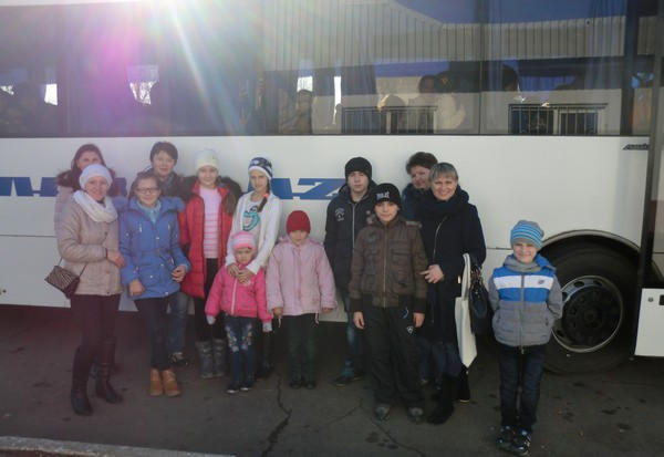 Дети из Марьинского района отправились на отдых в Одессу