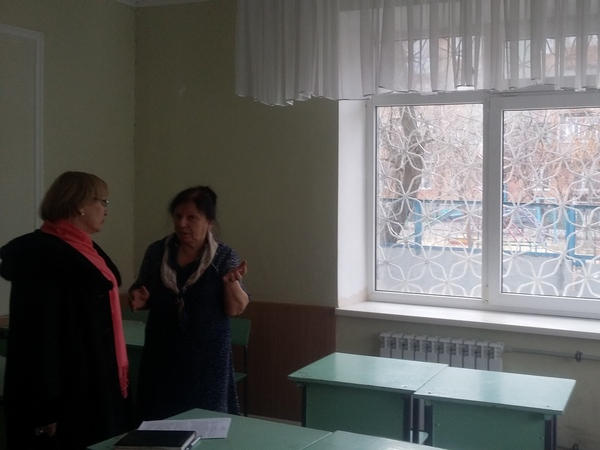 Как идет ремонт школ в прифронтовом Марьинском районе