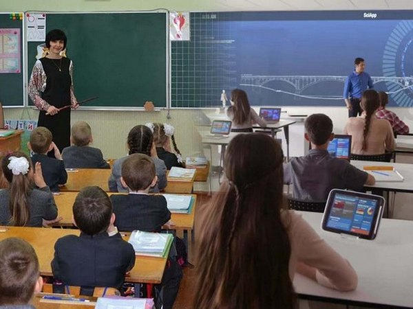 Создание опорной школы в Красногоровке решили отложить