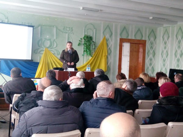 Руководитель Марьинского района отчитался о работе, проделанной в прошлом году