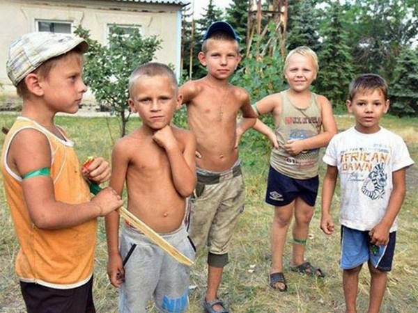 Верховная Рада утвердила льготы для детей из Марьинки и Красногоровки