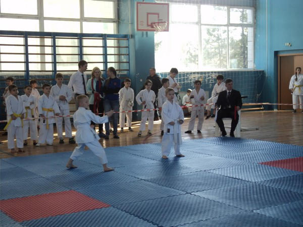 В Курахово прошел открытый чемпионат Донецкой области по каратэ