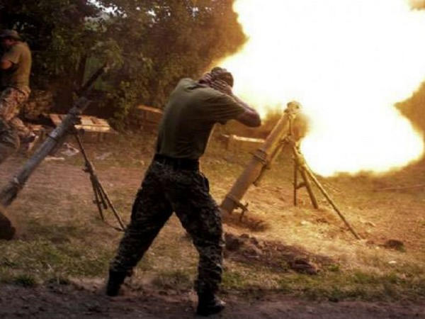 Боевики обстреляли окраины Красногоровки из минометов, гранатометов и пулеметов