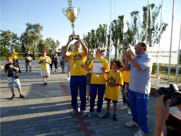 Семья из Угледара стала лучшей спортивной семьей в Украине