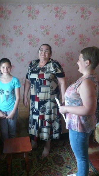В Марьинском районе проверили, как живут дети в приемных семьях