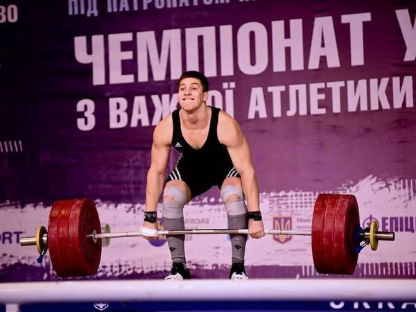 Спортсмен из Угледара завоевал «бронзу» на Чемпионате Украины по тяжелой атлетике