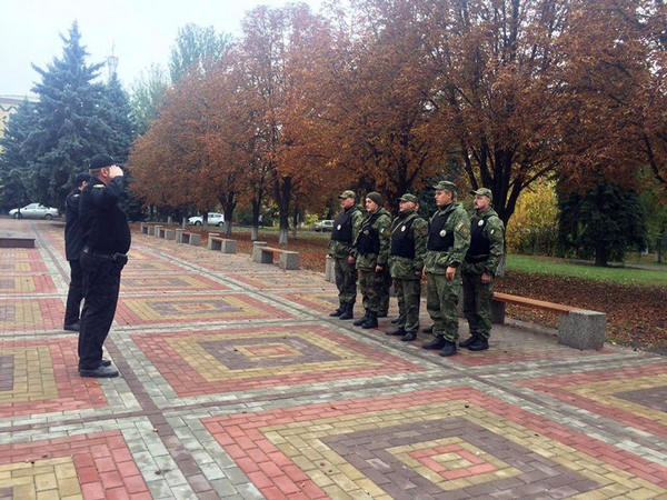 В Марьинке, Курахово и Угледаре в выходные дни будут работать усиленные наряды полиции