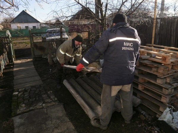 Как идет восстановление разрушенных домов в Красногоровке и Марьинке