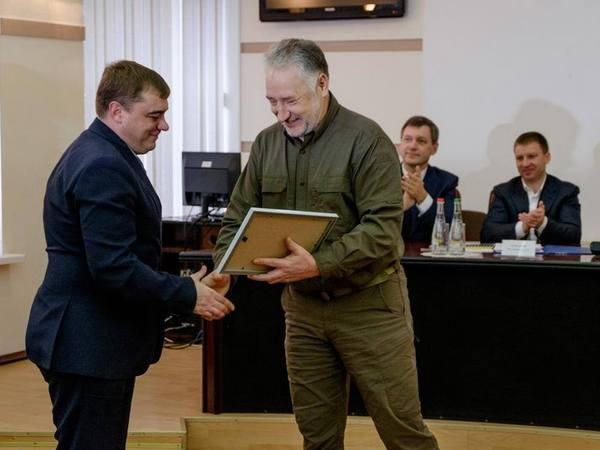 Павел Жебривский выразил благодарность Угледару за украинизацию