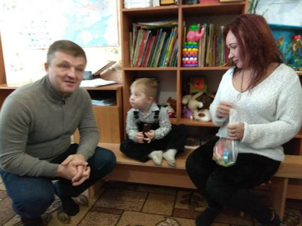 В Курахово устроили праздник для детей с инвалидностью