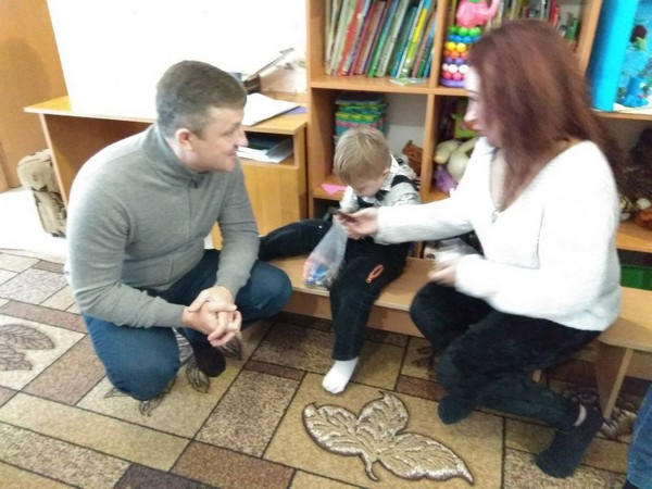 В Курахово устроили праздник для детей с инвалидностью