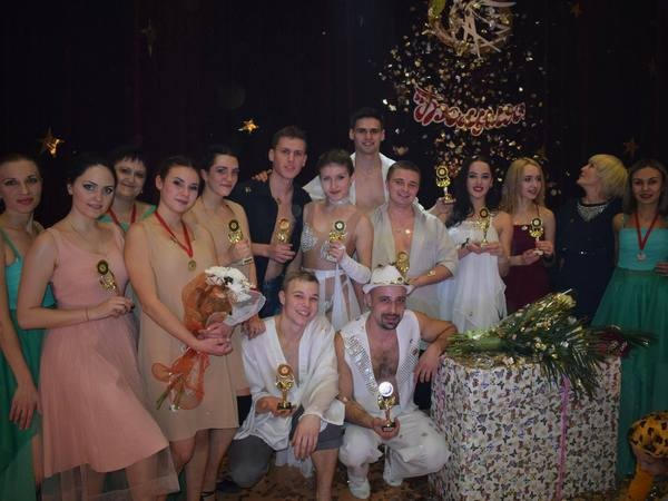 В Угледаре 25-летие эстрадно-танцевальной студии «Грация» отметили блестящим концертом