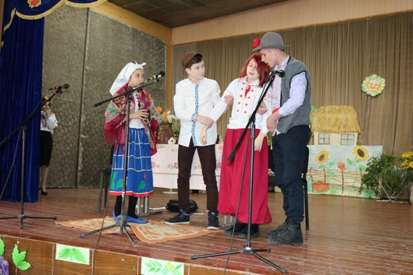 Как в Марьинском районе отметили День украинского языка