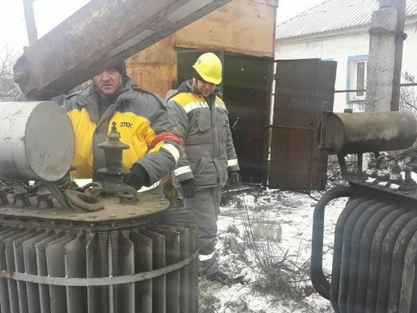 Как проводят ремонтно-восстановительные работы на передовой в Марьинке