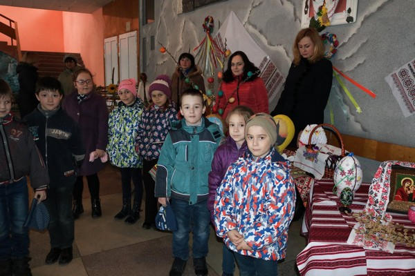 В Марьинке состоялся районный фестиваль «Праздничная писанка»