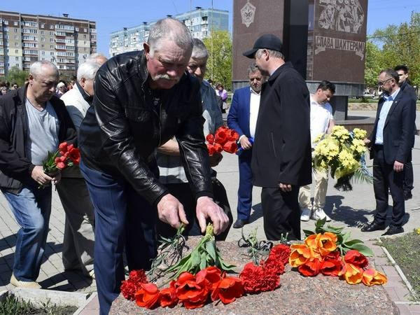 Жители Угледара почтили память ликвидаторов аварии на Чернобыльской АЭС