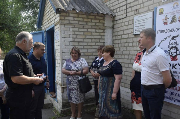 Павел Жебривский посетил Угледар, где пообщался с местным «куркулем»