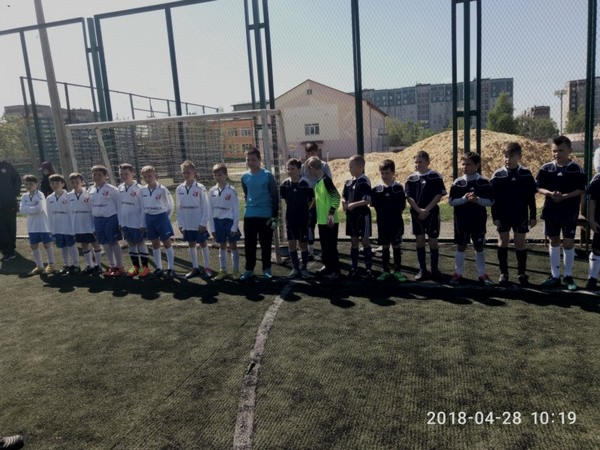 Юные футболисты из Угледара «не заметили» команду соперников из Авдеевки