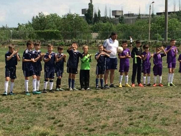 Юные футболисты из Угледара не смогли преодолеть групповой этап чемпионата Донецкой области