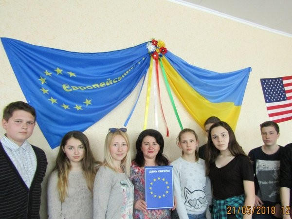 Школьники из Марьинки ознакомились с интересными достопримечательностями Европы