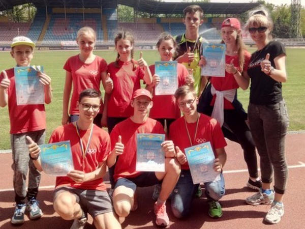 Легкоатлеты из Угледара завоевали 9 медалей на чемпионате Донецкой области