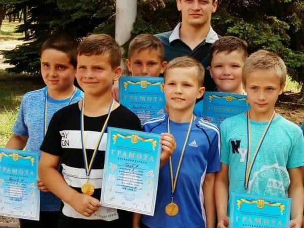 Угледарские борцы завоевали 10 медалей на чемпионате по греко-римской борьбе