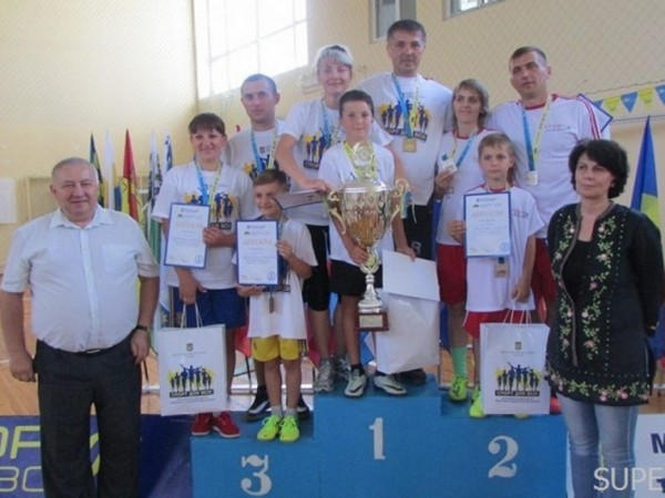 Семья из Угледара второй год подряд стала лучшей в Украине