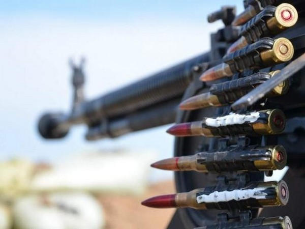 Боевики обстреляли окраины Марьинки из гранатометов и крупнокалиберных пулеметов