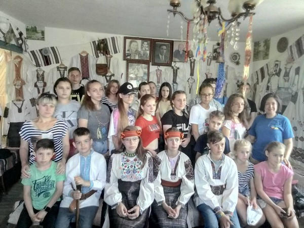 Дети из прифронтовой Марьинки две недели отдыхали в Ивано-Франковской области