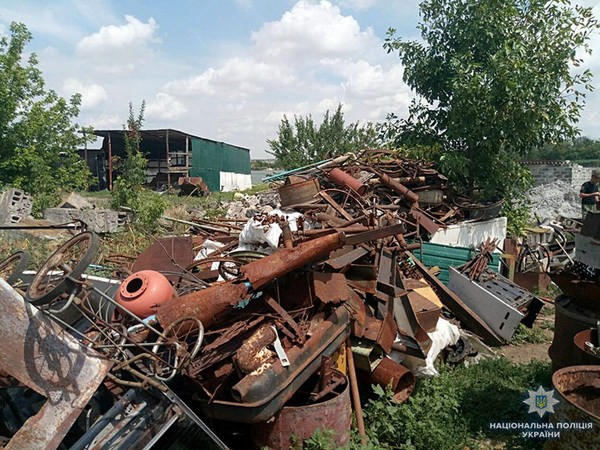 Житель Угледара организовал в Марьинском районе нелегальный пункт приема металлолома