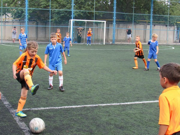 Кураховские футболисты приняли участие в розыгрыше «Кубка мэра-2018» в Бердянске