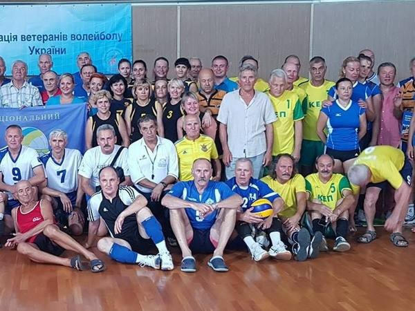 Волейбольная команда из Угледара завоевала «бронзу» на Всеукраинском турнире