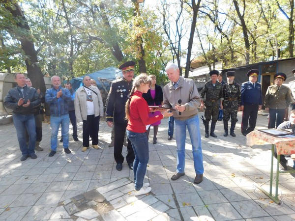 На берегу Кураховского водохранилища соревнуются школьники со всего Марьинского района