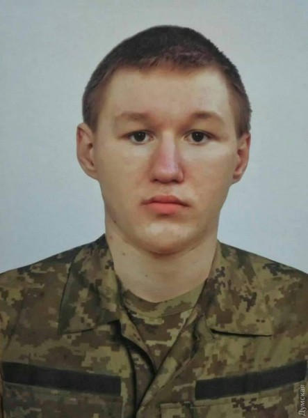 За сутки под Марьинкой вражеские снайперы убили двоих украинских военных и одного - ранили