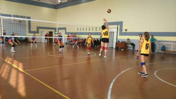 Волейболистки из Курахово приняли участие в чемпионате Донецкой области
