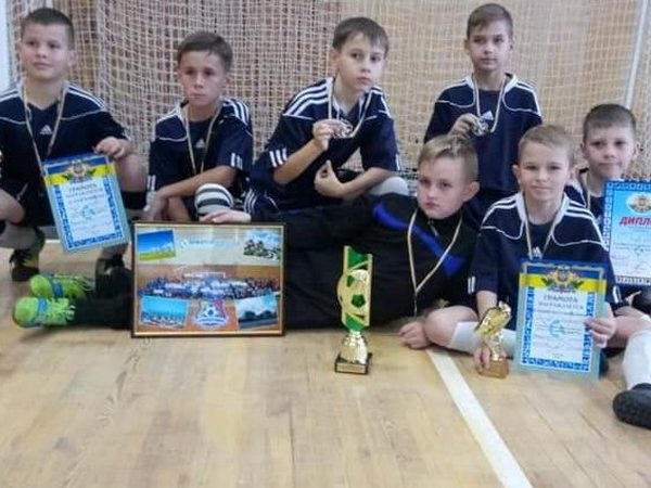 Футболисты из Угледара завоевали «серебро» на Всеукраинском турнире по футзалу