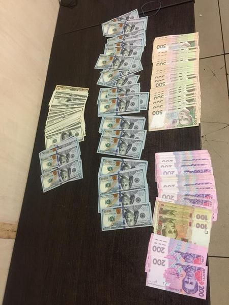 На КПВВ «Марьинка» задержали мужчину, который ехал из «ДНР» с крупной суммой денег