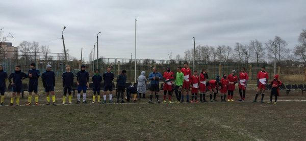 Футболисты из Угледара феерично сыграли в 10 туре чемпионата Донецкой области