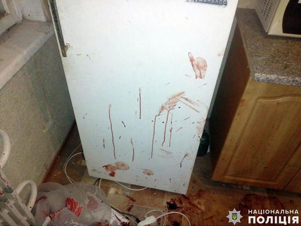 Житель Угледара устроил в своей квартире кровавую поножовщину