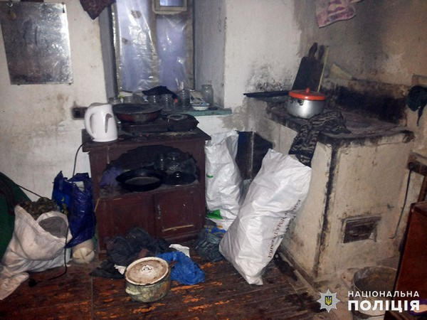 Полицейские показали, в каких ужасных условиях живут некоторые дети в Марьинском районе