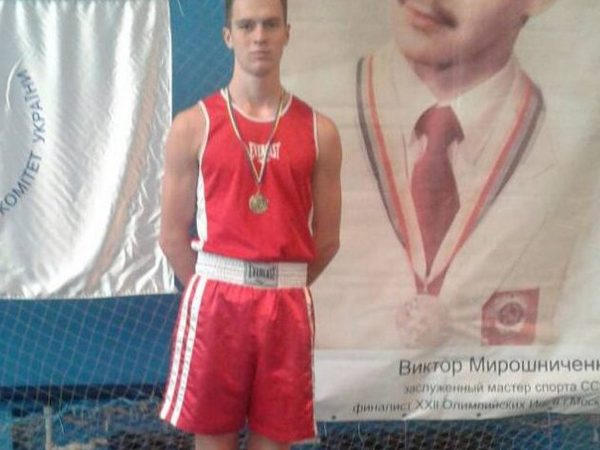 Угледарские боксеры завоевали три «золота» и одно «серебро» на Всеукраинском турнире