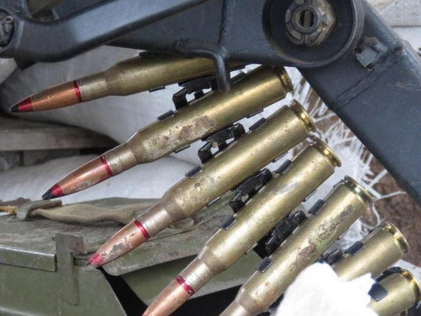Боевики ведут обстрелы из крупнокалиберных пулеметов возле Марьинки и Красногоровки