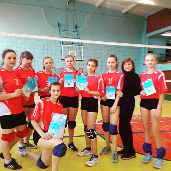Кураховские волейболистки заняли второе место на чемпионате Донецкой области