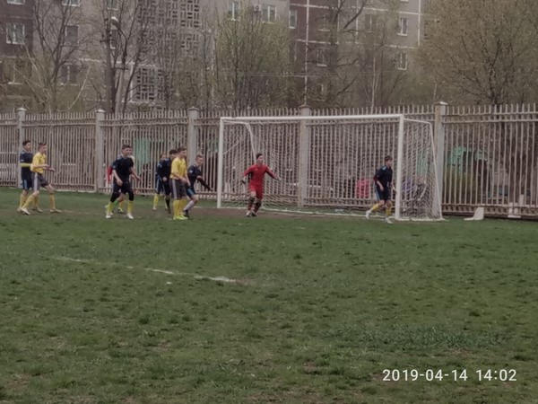 11 тур чемпионата Донецкой области для угледарских футболистов оказался непростым