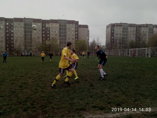 11 тур чемпионата Донецкой области для угледарских футболистов оказался непростым